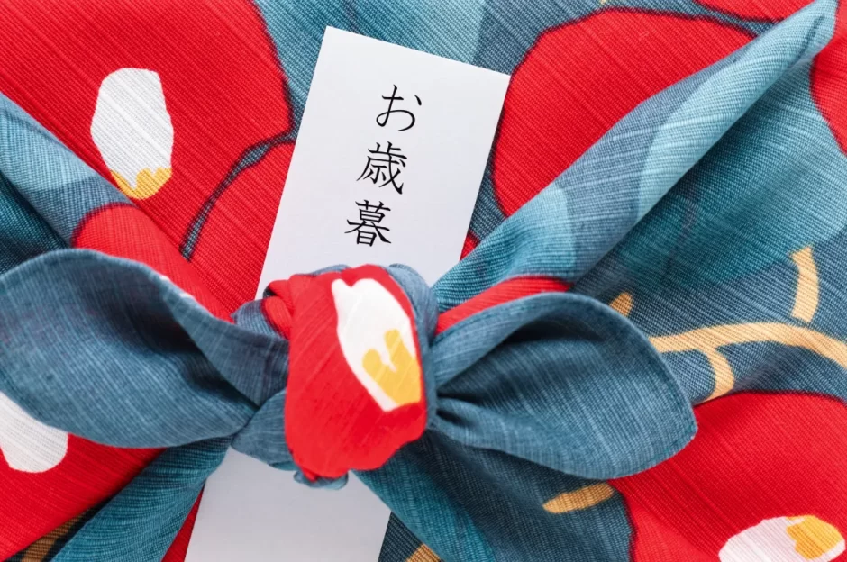 お歳暮の時期・金額・渡し方は？気になるマナーとおすすめギフト特集