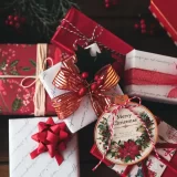 社会人の彼女・妻に喜ばれる!おしゃれなクリスマスプレゼント特集