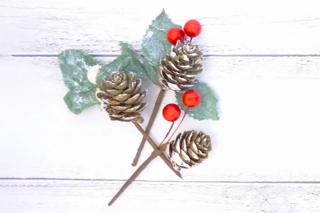 クリスマスの飾り（オーナメント）に込められた意味：松ぼっくり