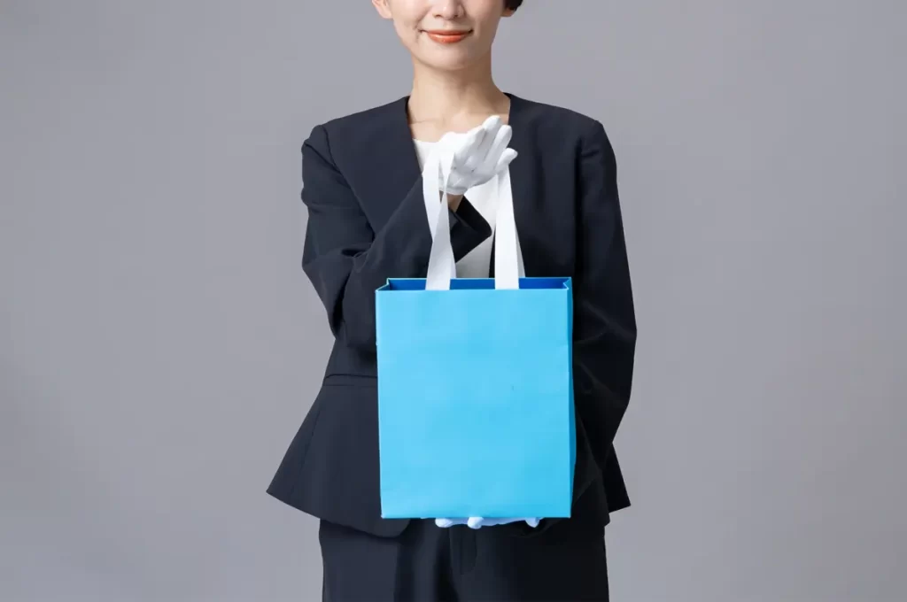 婚約指輪を買いに行くタイミング